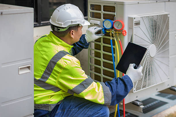 Professional Hvac technician working in Moriches, NY